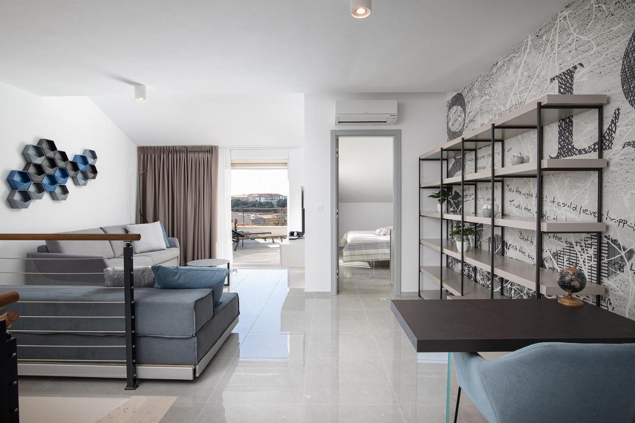 Apartman Damjan Pjescana Uvala Exteriér fotografie